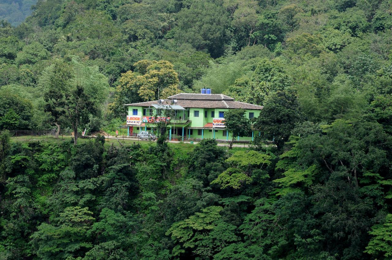 Hotel Prakruthi Yatri Nivas Māvingundi Exterior foto